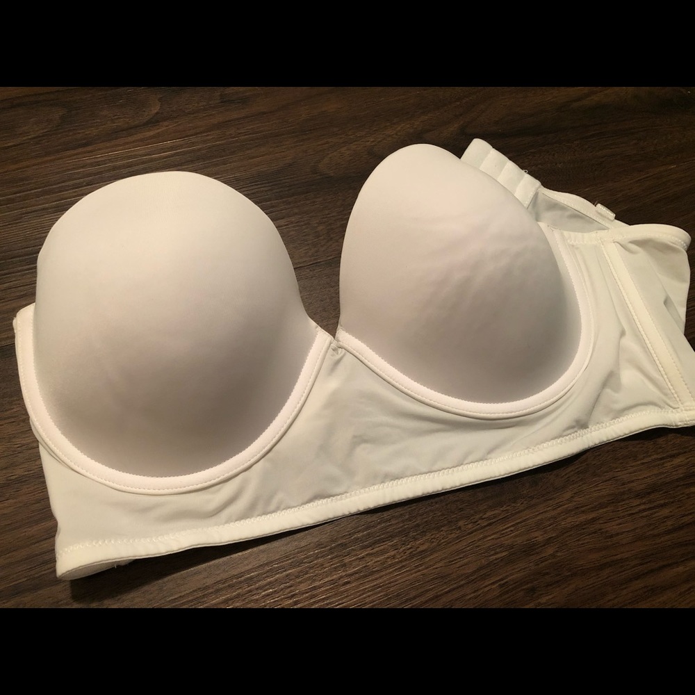 Undies.com White Strapless Bra